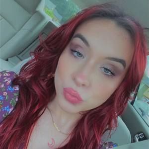 Meet your Posher, Isabella yates